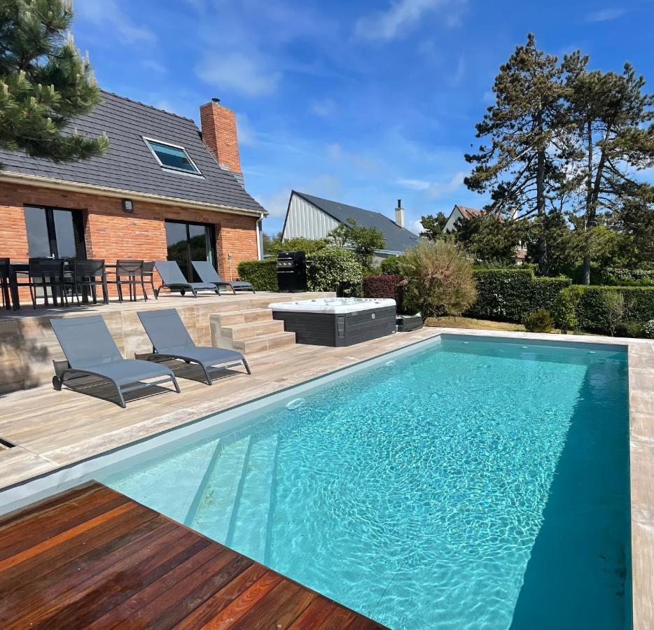 Superbe Maison Avec Piscine Et Jacuzzi Dans Les Dunes 앙블레퇴즈 외부 사진