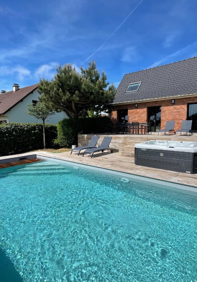 Superbe Maison Avec Piscine Et Jacuzzi Dans Les Dunes 앙블레퇴즈 외부 사진